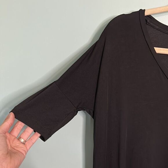 Amour Vert Super Soft VNeck TShirt Dress - Picture 3 of 7